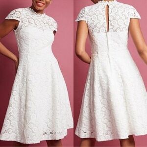 Modcloth Dress Happily Ever Laughter Lace Dress in White Size 2X